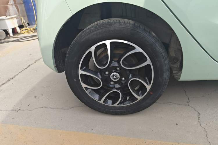 Used CHANGAN Benni E-Star 2021 National Edition Colorful Version Lithium Iron Phosphate (31.86 kWh)