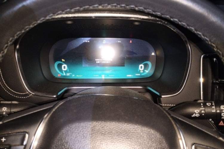 Used Roewe RX5 New Energy 2017 ERX5 EV400 Electric Internet Luxury Edition
