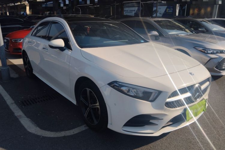 Used Mercedes-Benz A-Class 2022 Second Facelift A 200 L Sport Sedan Fashion Version