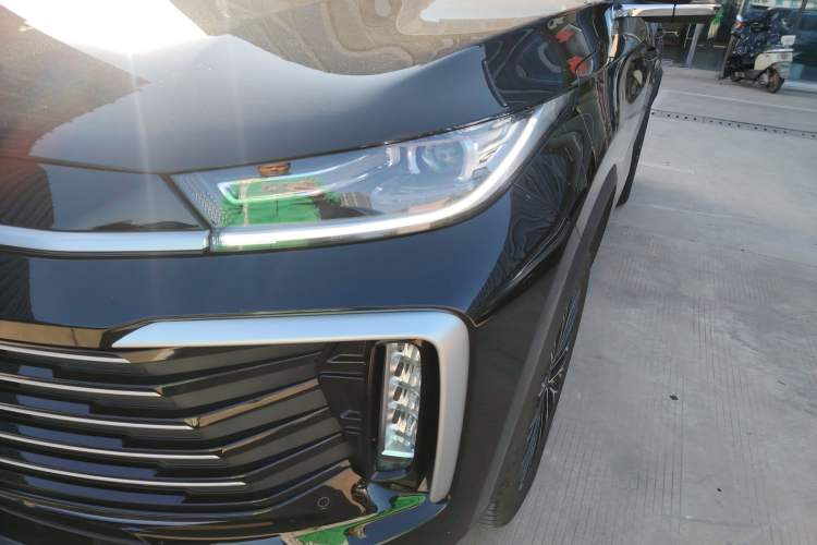 Used EXEED Lingyun 2025 300T Two-Wheel Drive Starry Edition Left Front Headlight