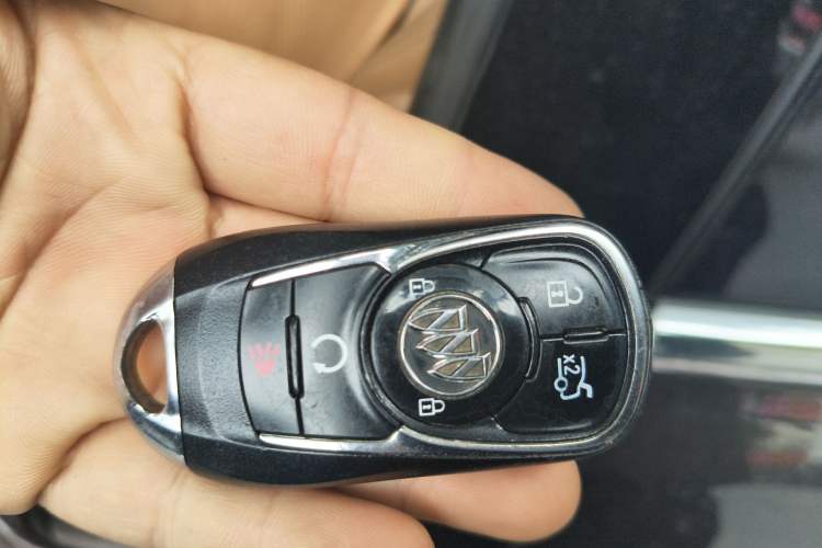 Used Buick LaCrosse 2018 28T Elite Edition Vehicle Key