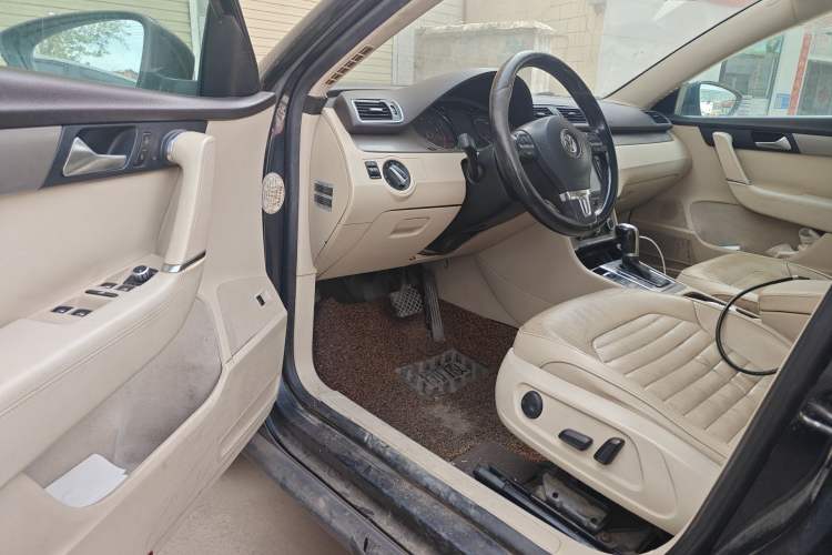 Used Volkswagen Magotan 2012 1.8TSI Luxury Model Driver Seat