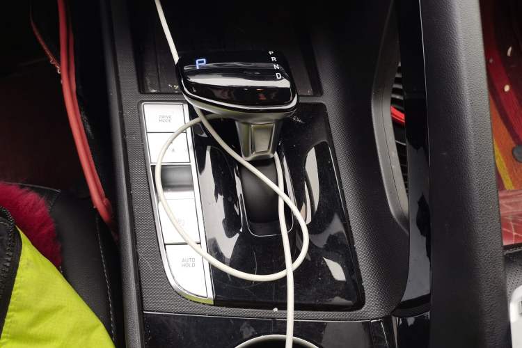 Used Hyundai Elantra 2021 1.5L CVT LUX Prestige Edition Gear Lever