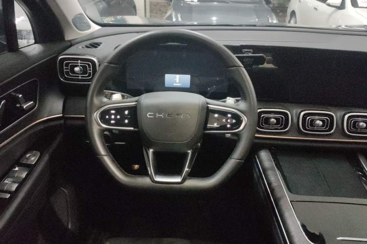 Used Chery Tiggo 9 2023 2.0T Dual-Clutch Two-Wheel Drive Leading Edition 5 Seats Steering Wheel