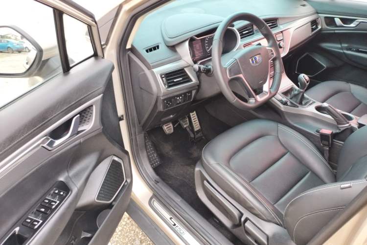 Used Geely Auto Emgrand GS 2016 Sports Edition 1.8L Manual LingShang Model Driver Seat