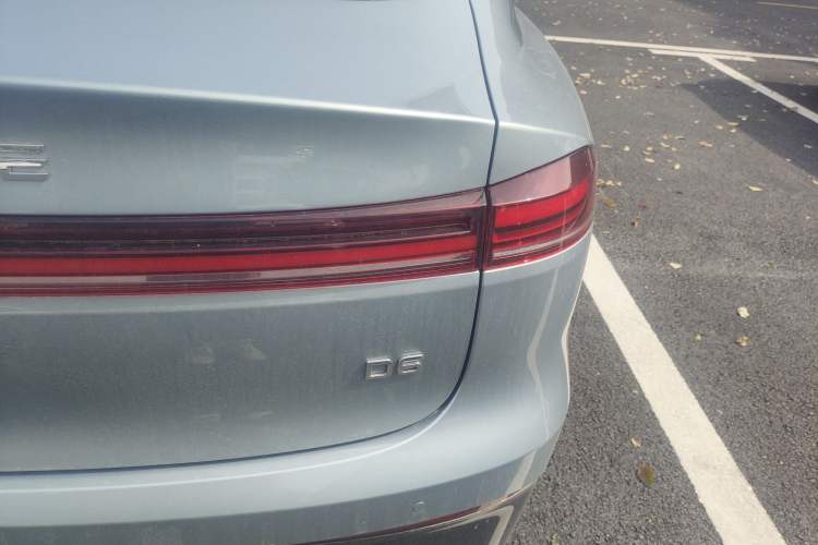 Used Roewe D6 2025 450km Deluxe Edition Right Rear Taillight