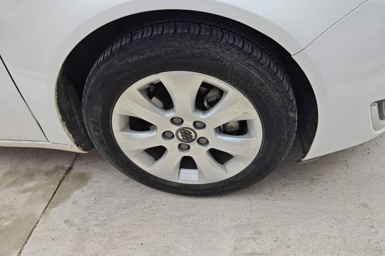 Used Buick Regal 2015 2.0L Leading Fashion Edition