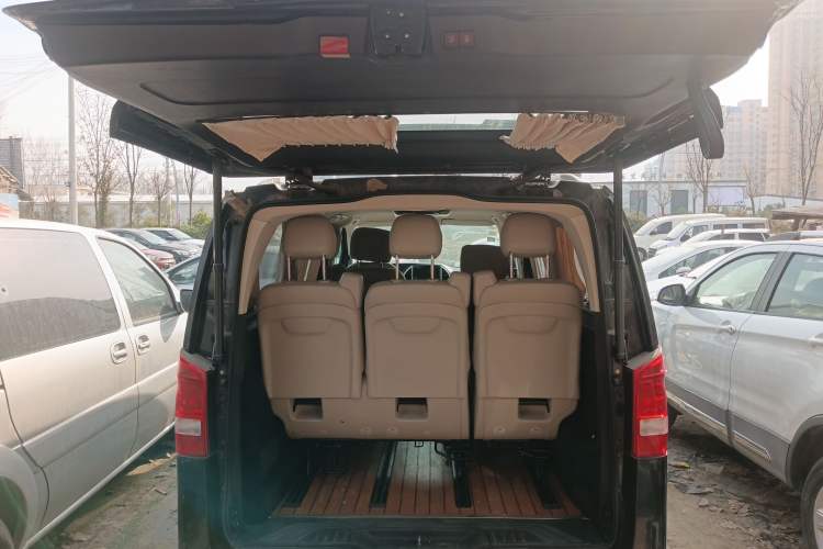 Used Mercedes-Benz Vito 2016 2.0T Business Edition
