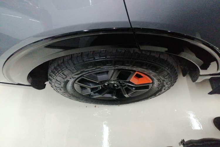 Used Ford Explorer 2024 2.3T EcoBoost Kunlun Peak Edition 7-Seater
