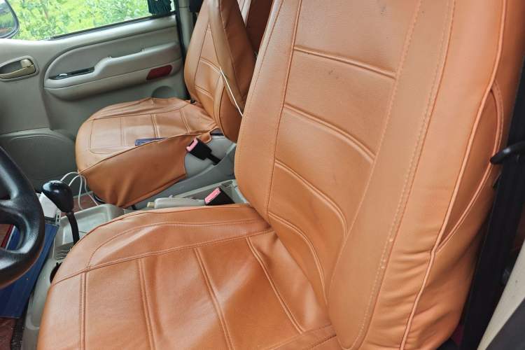 Used JAC Group Refine 2011 2.4L Government Procurement Version Manual Luxury Trim Left Rear Seat