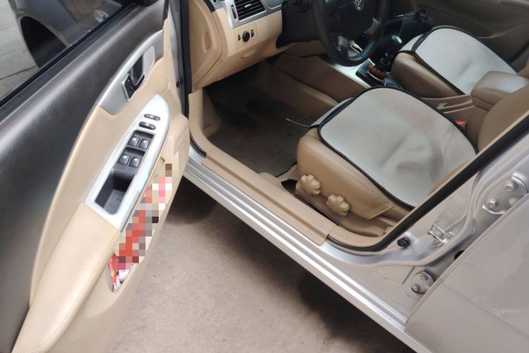 Used Buick Excelle 2013 1.5L Manual Classic Model