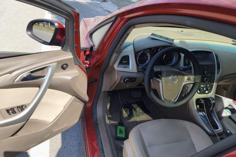 Used Buick GT 2012 GT 1.6L Automatic Fashion Edition