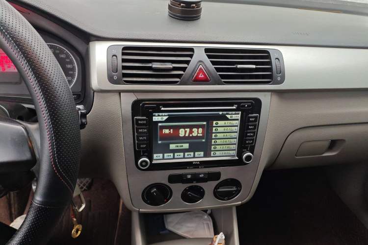 Used Volkswagen Bora 2011 1.6L Manual Comfort Version