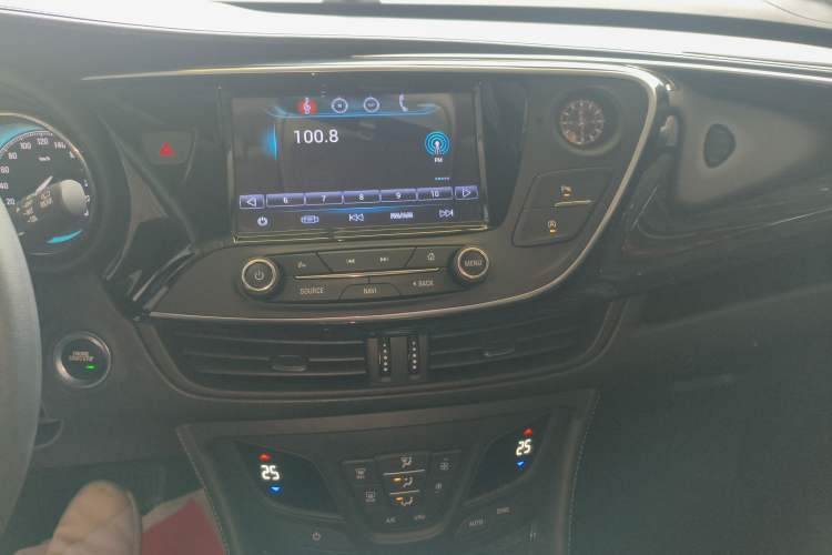 Used Buick Envision 2017 20T Two-Wheel Drive Leading Version