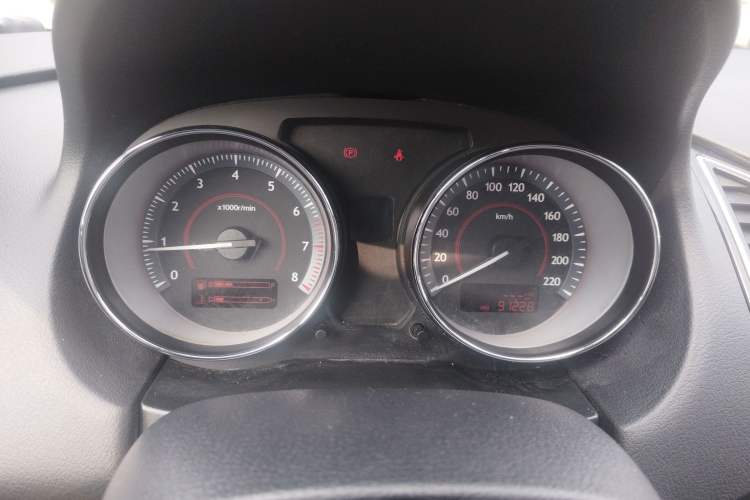 Used Bestune B50 2013 1.6L manual Comfort trim level Instrument Cluster