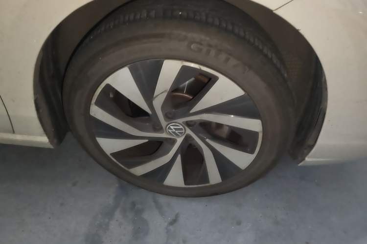 Used Volkswagen Passat 2025 Pro 380TSI Starry Dragon Edition
