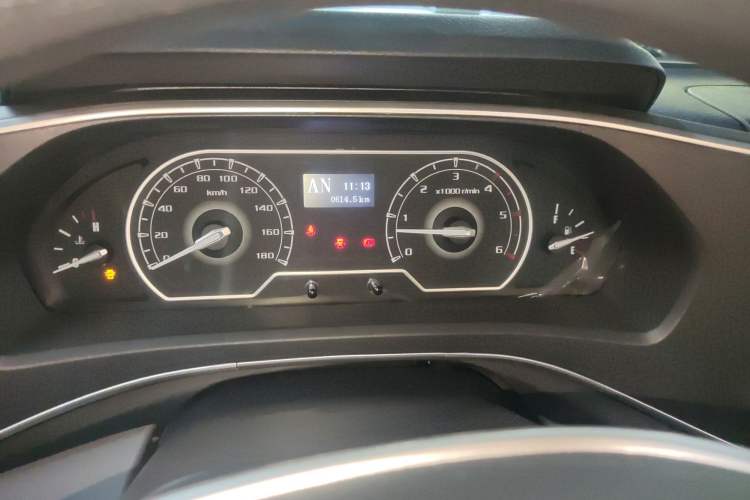 Used SAIC MAXUS V80 RV 2022 2.0T Traveler RVLIFE Camping Edition