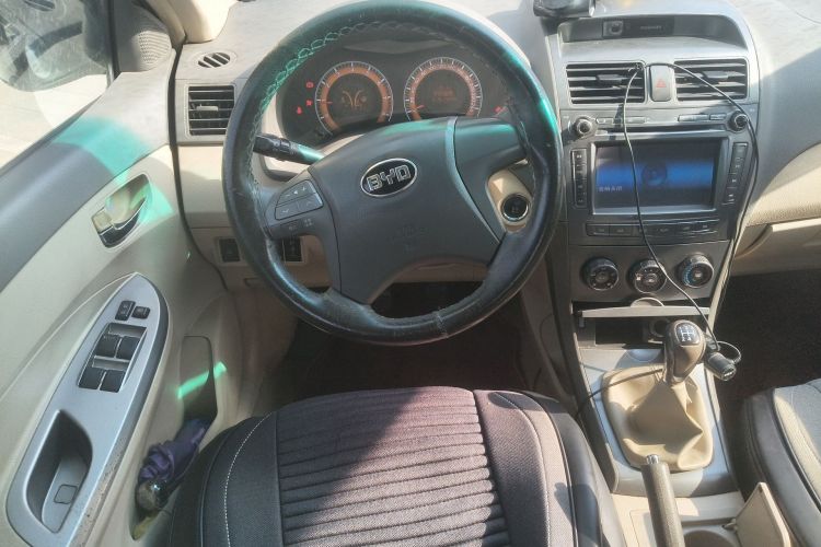 Used BYD L3 2011 Fengchang 1.5L Manual Luxury Model

