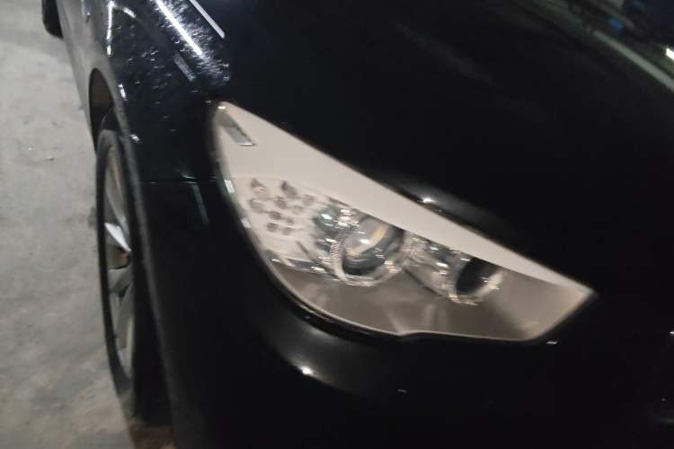 Used BMW 5 Series GT 2014 528i Leading Model
