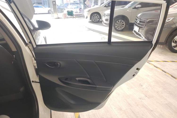 Used Toyota YARiS L Zhi Xuan 2021 X-Trail 1.5L CVT Leading Edition