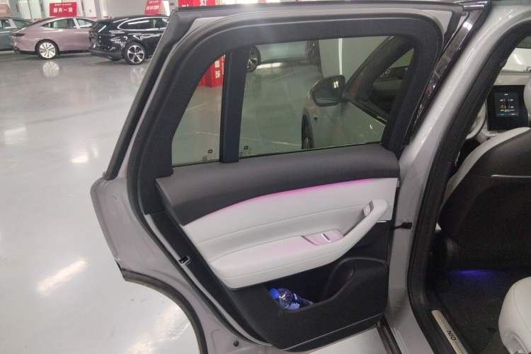 Used Nio ES6 2023 75 kWh
