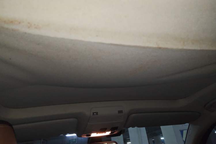 Used BMW X1 2012 xDrive20i Headliner