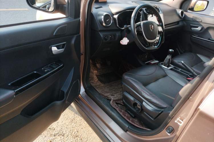 Used Jinbei 750 2015 1.5L Luxury Model
