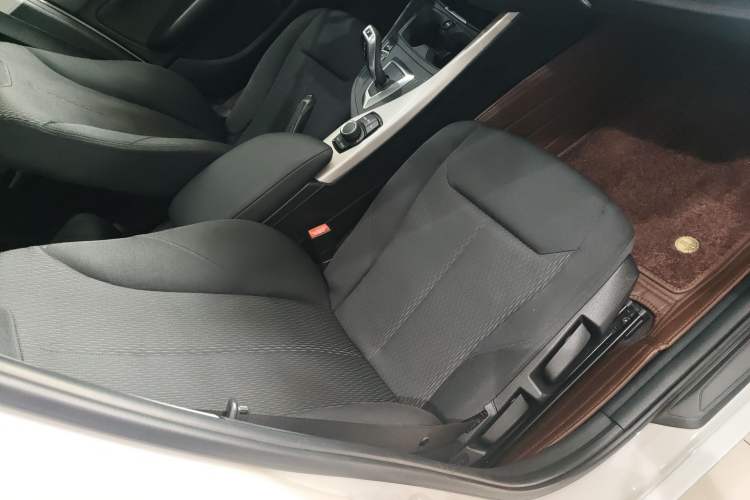 Used BMW 1 Series (Import) 2013 Revised 116i Leading Edition