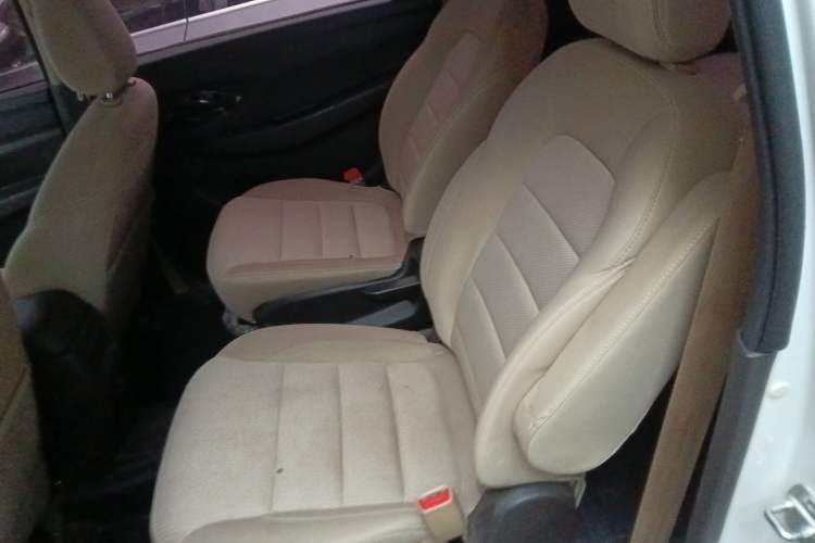 Used Wuling Hongguang 2019 1.5L S Standard Version China VI LAR Left Rear Seat