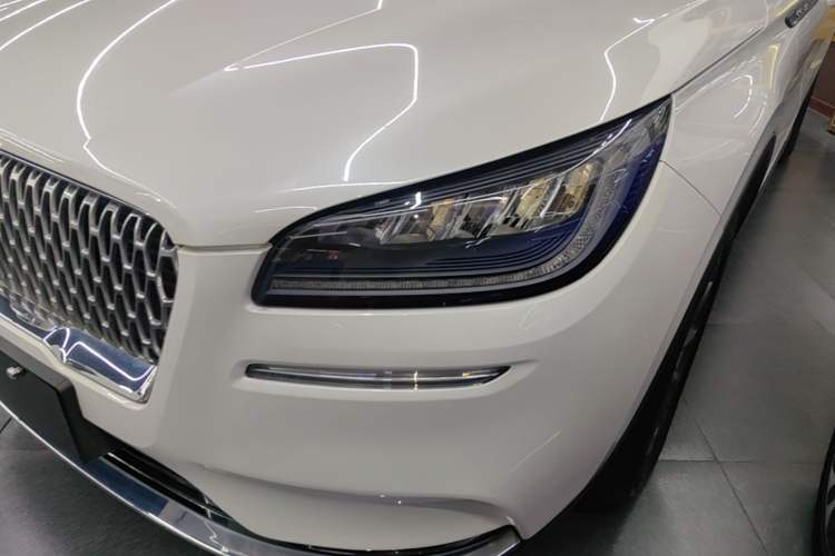 Used Lincoln Corsair 2021 2.0T Two-Wheel Drive Deluxe Edition
