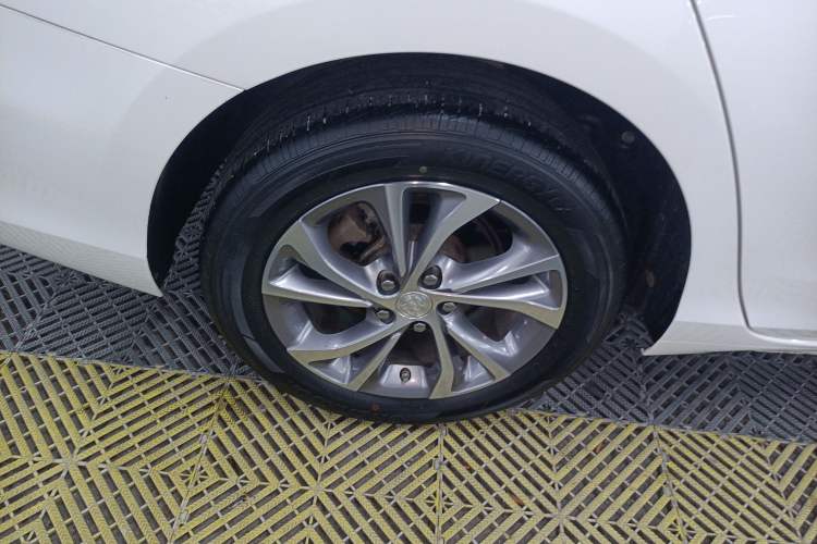 Used Buick Verano 2023 Pro Enjoyment Edition Exterior 5