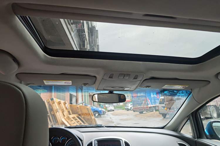 Used Buick GT 2013 XT 1.6L Manual Entry-Level Model