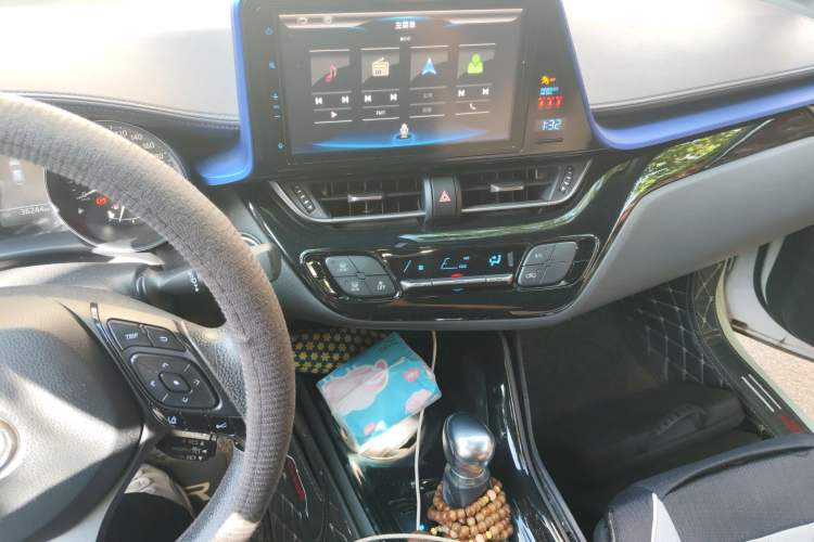 Used Toyota C-HR 2018 2.0L Leading Edition China V-standard Audio And AC Panel