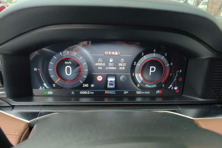 Used Ford Explorer 2023 EcoBoost 285 Four-Wheel Drive Titanium Edition 6 Seats