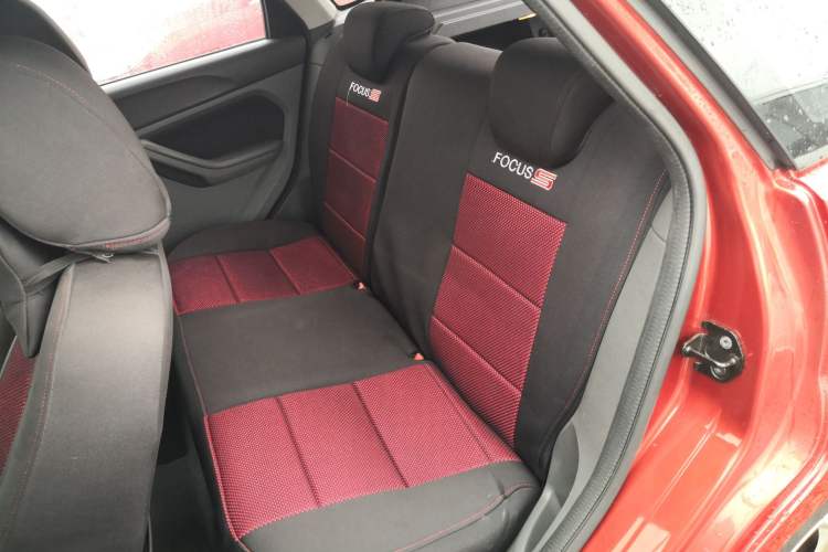 Used Ford Focus 2013 Hatchback Classic 1.8L Automatic Base Model