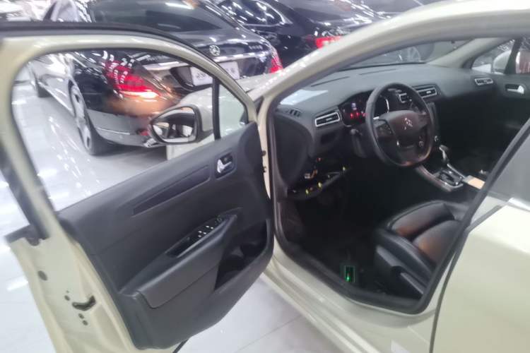 Used Citroen C4 Sega 2018 1.6L Automatic Luxury Model
