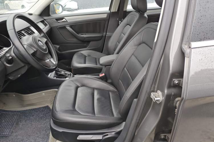 Used Volkswagen Bora 2014 1.6L Automatic Comfort Model