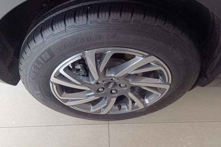 Used Lincoln Corsair 2023 2.0T Two-Wheel Drive Luxury Edition Exterior 5