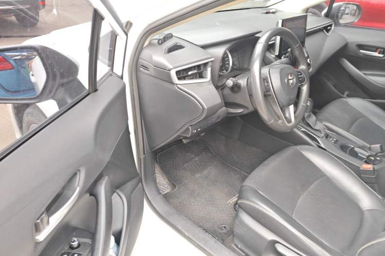 Used Toyota Corolla 2019 1.2T S-CVT GL-i Luxury Edition Driver Seat