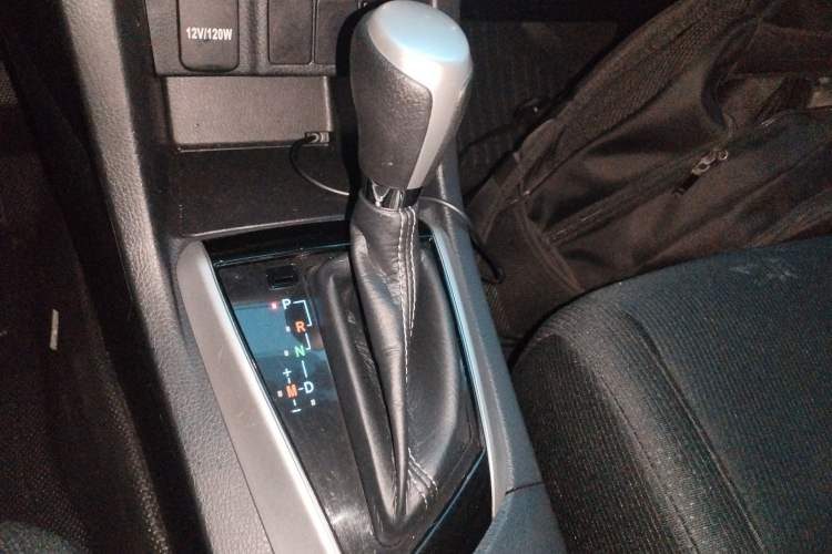 Used Toyota Levin 2017 Revised 185T CVT Elite Edition China V Standard Gear Lever