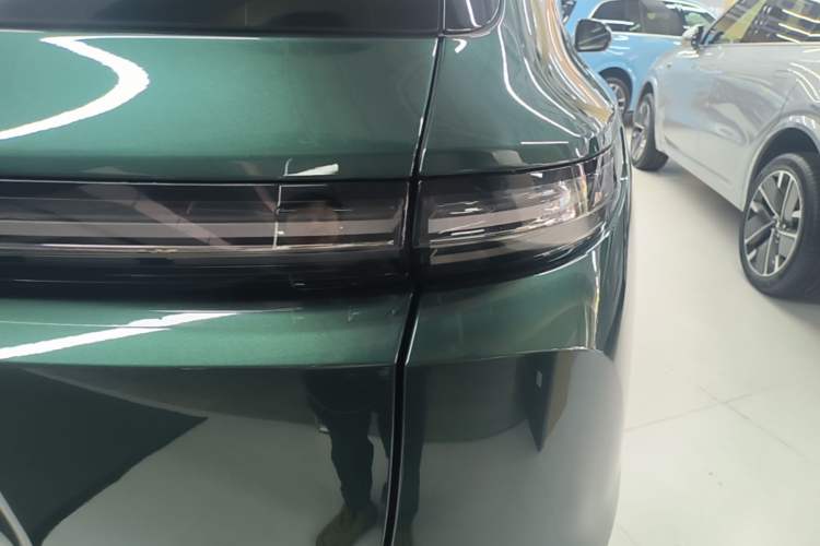 Used Li Auto L9 2025 Ultra Smart Refreshed Edition
