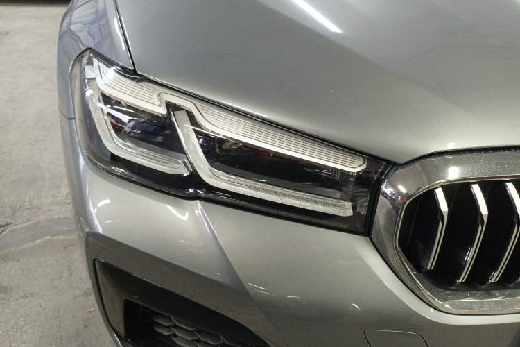 Used BMW 5 Series 2022 Updated 530i M Sport Package Right Front Headlight