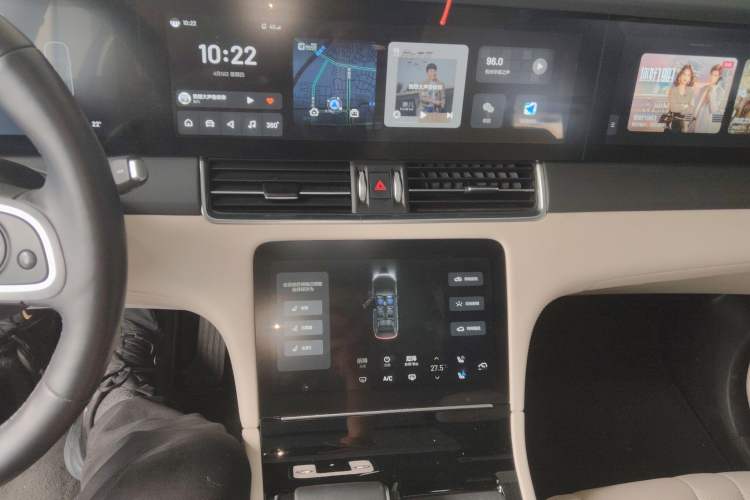 Used Li Auto ONE 2020 Extended-Range 6-Seater Version Audio And AC Panel