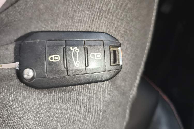 Used Citroen Elysee 2017 1.6L Manual Fashion Model