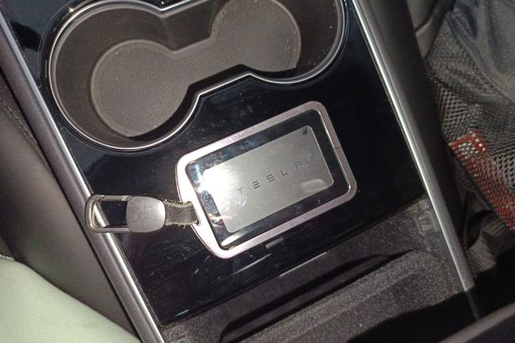 Used Tesla Model 3 2019 Standard Range Rear-Drive Upgraded Version