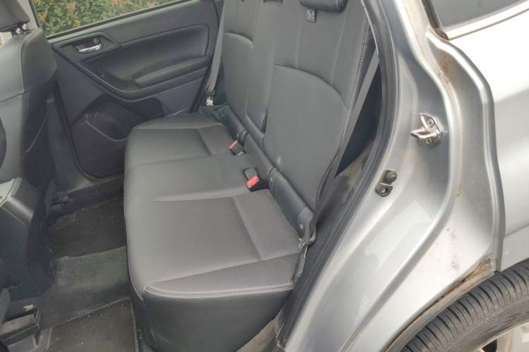 Used Subaru Forester 2013 2.0i Automatic Luxury Edition
