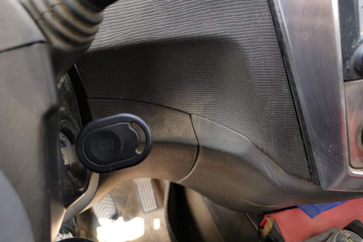 Used Wuling Hongguang 2015 1.5L S Base Model China IV