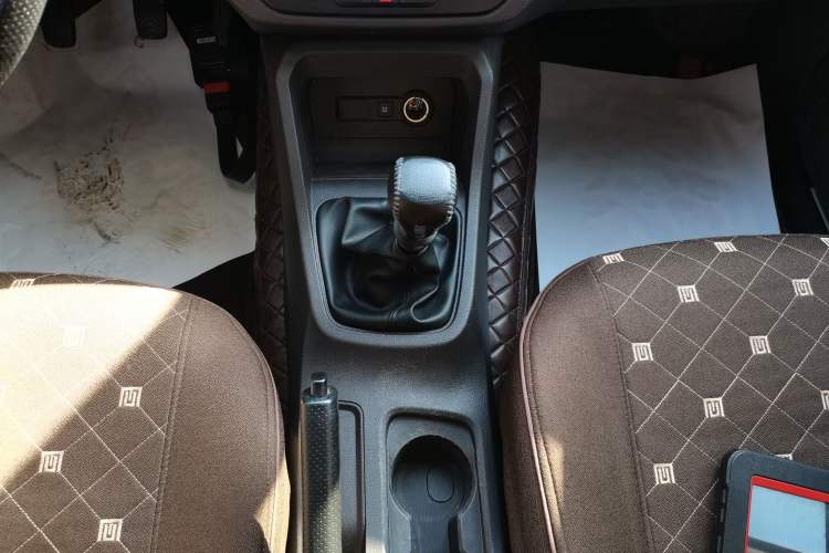 Used Wuling Hongguang 2021 1.5L Revised S Standard Version with Electric Power Steering LAR
