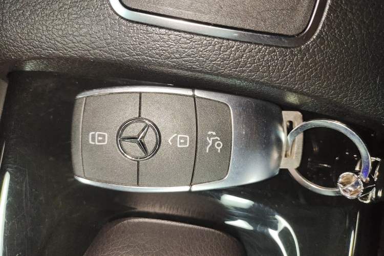 Used Mercedes-Benz A-Class 2021 A 200 L Sport Sedan Fashion Model
