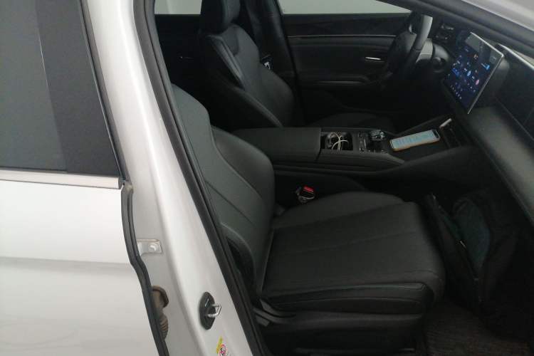 Used BYD Qin L 2024 DM-i 80KM Beyond Model Right Front Seat